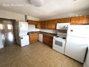 1378 1/2 Indianola Ave in Columbus, OH - Building Photo - Building Photo