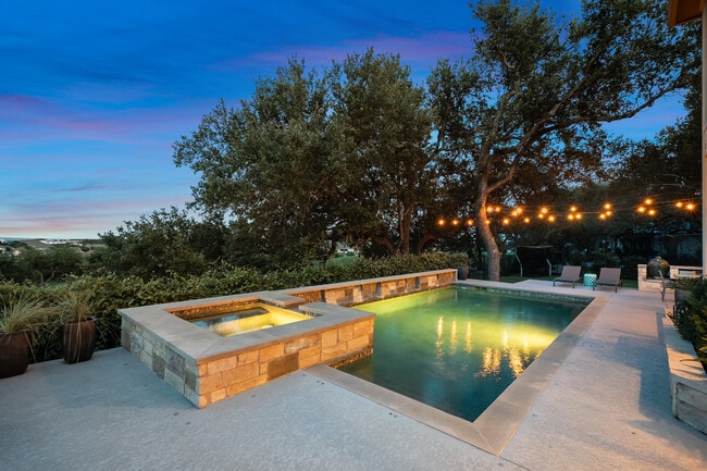 property at 4113 Sugarloaf Dr