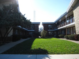 7132 26th St Apartamentos