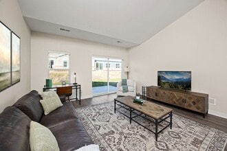 Savannah at Ankeny in Polk City, IA - Foto de edificio - Building Photo