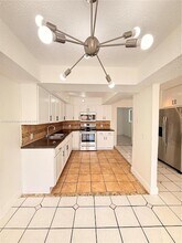 20000 SW 123rd Dr, Unit M-107 in Miami, FL - Building Photo - Building Photo