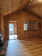 527 Spruce Ln in Big Bear, CA - Building Photo - Building Photo