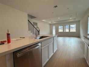 9738 Rialto Hts Dr in Cypress, TX - Foto de edificio - Building Photo