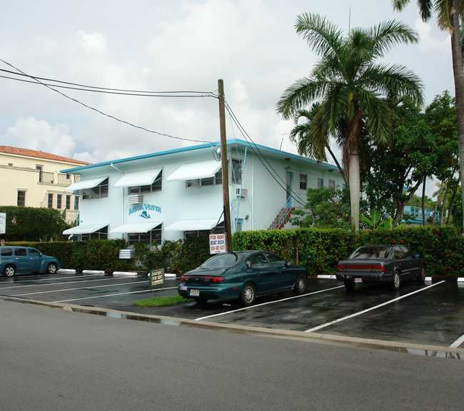 Aqua Vista Apartments in Fort Lauderdale, FL - Building Photo - Building Photo