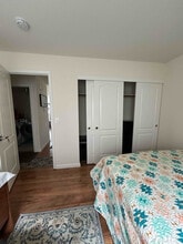 1320 Rosana Way in Rohnert Park, CA - Foto de edificio - Building Photo