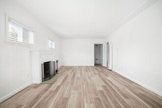4380-88 McClintock St in San Diego, CA - Building Photo - Building Photo
