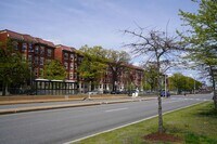 76 Brainerd Rd photo'