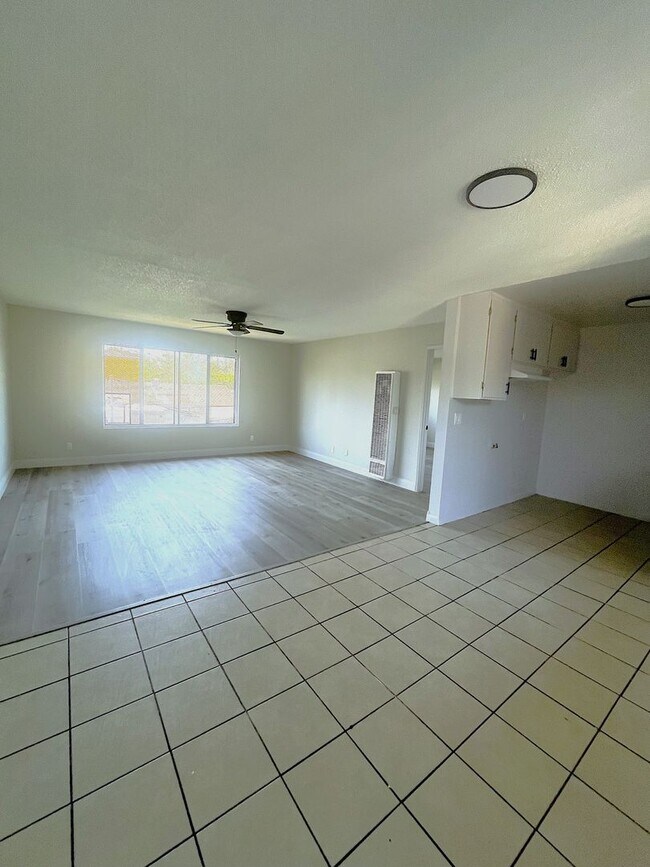 01600-1230 in Los Angeles, CA - Building Photo - Building Photo