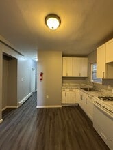 38 Columbia Ave, Unit 1 in Newark, NJ - Foto de edificio - Building Photo
