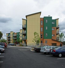 Broadway Vantage Apartments in Portland, OR - Building Photo - Building Photo