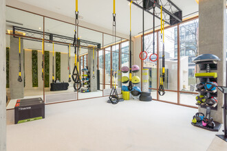 Liberties Walk and Townhomes in Philadelphia, PA - Building Photo - Interior Photo