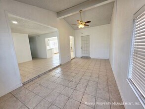 1504 S Jefferson St in Midland, TX - Building Photo - Building Photo