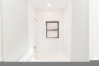 2131 N Sedgwick St in Chicago, IL - Building Photo - Building Photo