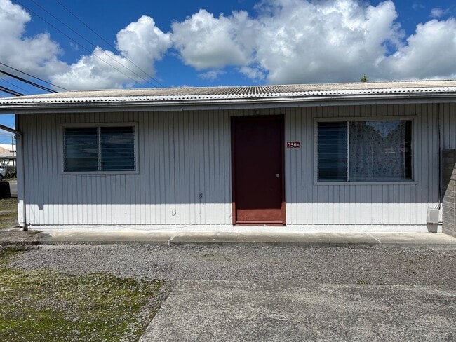 750a Manono St in Hilo, HI - Building Photo - Building Photo