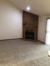 3911 NW 166th Dr in Beaverton, OR - Building Photo - Building Photo