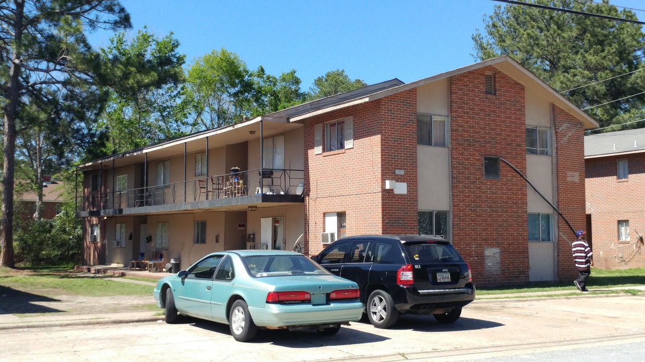 Rosemont Drive in Columbus, GA - Building Photo