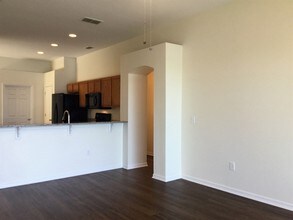 3319 Benson Park Blvd in Orlando, FL - Building Photo - Building Photo