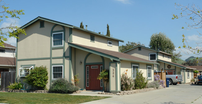 394-396 L St in Fremont, CA - Building Photo - Building Photo