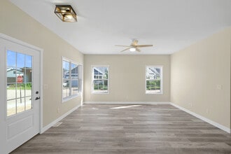 13 Starboard St in Ottawa, IL - Building Photo - Building Photo
