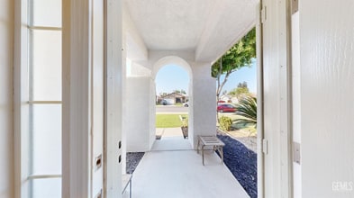 9507 Lanneau Ct in Bakersfield, CA - Building Photo - Building Photo