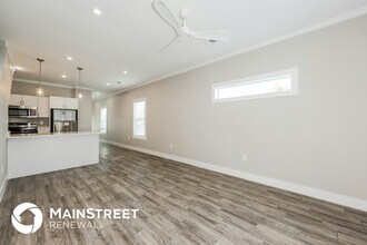 1246 Lonsdale Ave in Dallas, TX - Building Photo - Building Photo