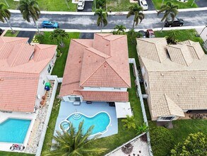 1421 NW 129th Ave in Sunrise, FL - Building Photo - Building Photo