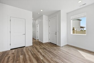 1881 N Big Star Ave in Eagle, ID - Building Photo - Building Photo