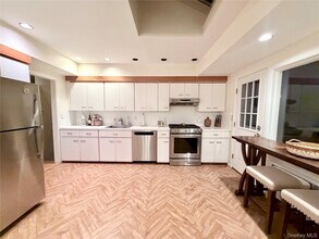 821 Channel Rd in Lido Beach, NY - Building Photo - Building Photo