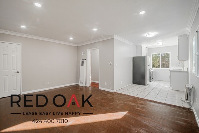 property at 436 Normandie Pl