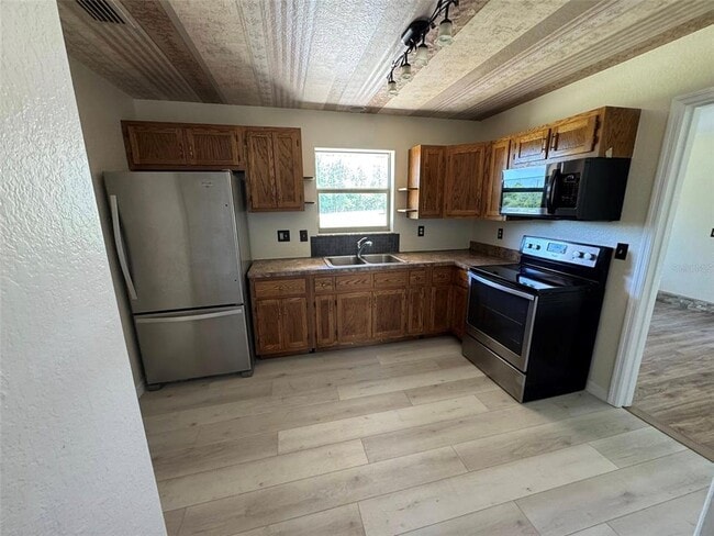 property at 14373 Irving St