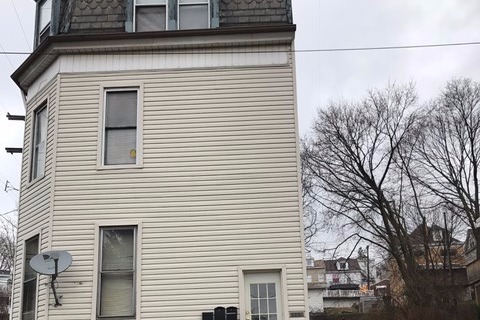 601 Orchard Ave in Avalon, PA - Building Photo