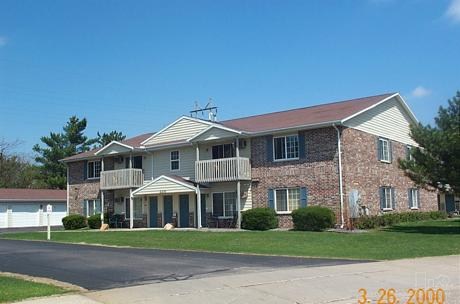 Rapids Whispering Pines in Wisconsin Rapids, WI - Foto de edificio