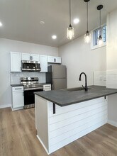 3206 Dobson St in Pittsburgh, PA - Building Photo - Building Photo