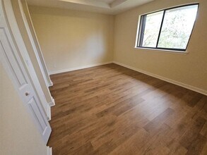 6185 Laurel Ln in Tamarac, FL - Building Photo - Building Photo