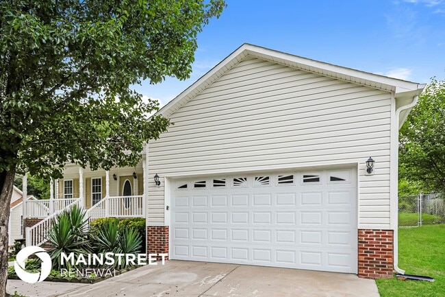 12 Collin Ln in Thomasville, NC - Foto de edificio - Building Photo
