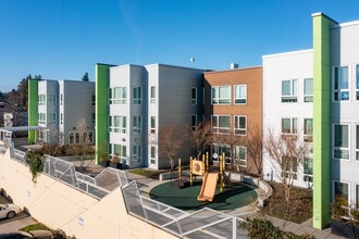 Emerald City Commons in Seattle, WA - Building Photo - Building Photo