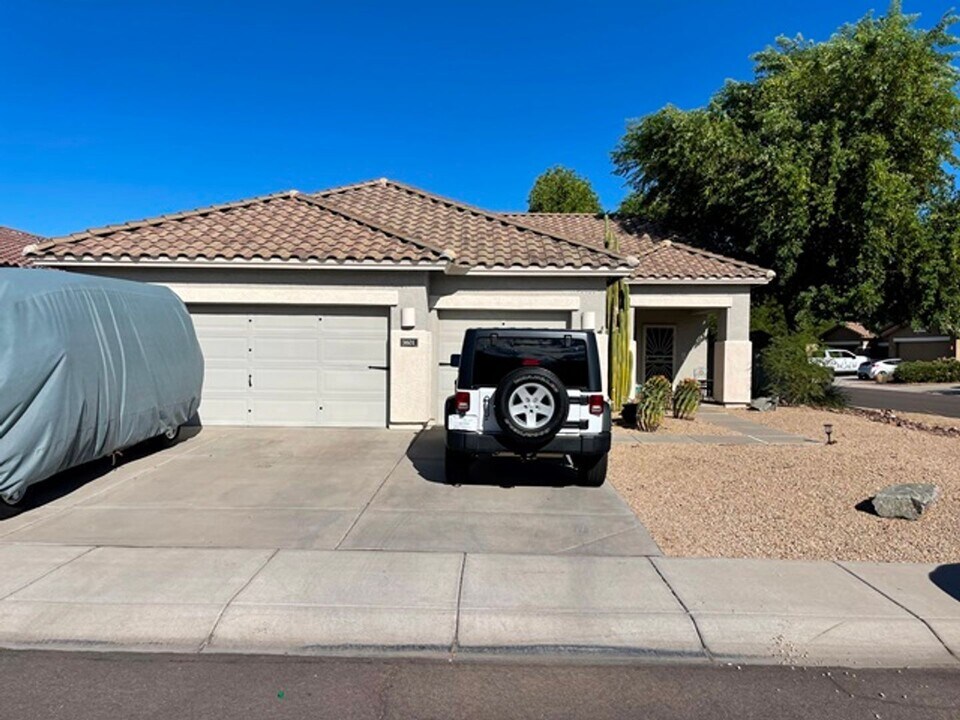 3601 N 129th Ave in Avondale, AZ - Building Photo