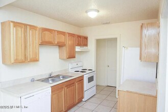 7545 Wilder Ave in Jacksonville, FL - Building Photo - Building Photo