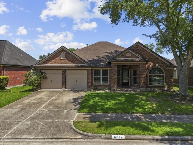 property at 4819 10 Sleep Ln