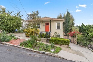 744 Onarga Ave in Los Angeles, CA - Building Photo