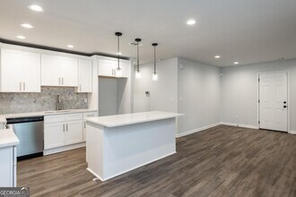 485 Oliver St NW in Atlanta, GA - Building Photo - Building Photo