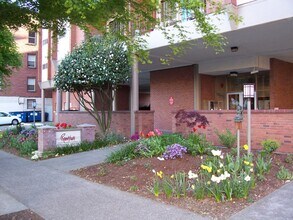 RAM Ramayana Apartments in Seattle, WA - Building Photo - Building Photo