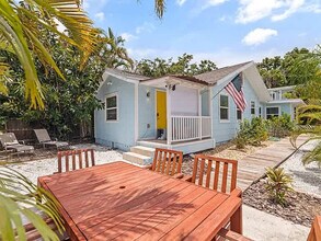 4801 14th Ave S in St. Petersburg, FL - Building Photo - Building Photo