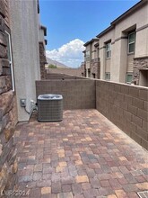 236 Juniper Peak Dr in Henderson, NV - Building Photo - Building Photo