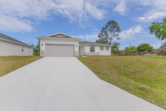 1517 Wacker Ave SE in Palm Bay, FL - Building Photo - Building Photo