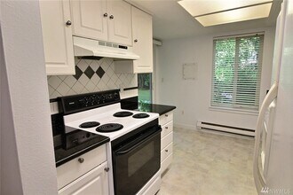 17534 151st Ave SE, Unit 10-5 in Renton, WA - Building Photo - Building Photo