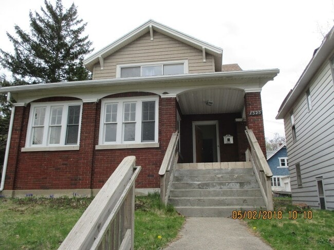 property at 1325 Lake Michigan Dr NW