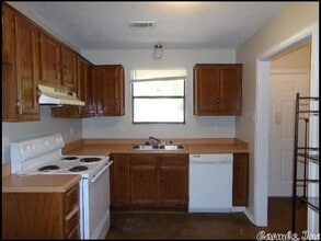 49 Oak Forest Pl in Maumelle, AR - Building Photo - Building Photo