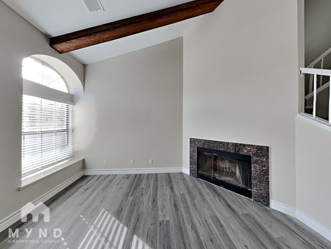 6824 W Sheffield Dr in Las Vegas, NV - Building Photo - Building Photo