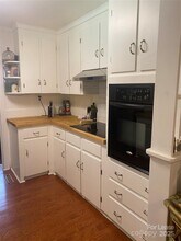 914 Burnley Rd in Charlotte, NC - Building Photo - Building Photo